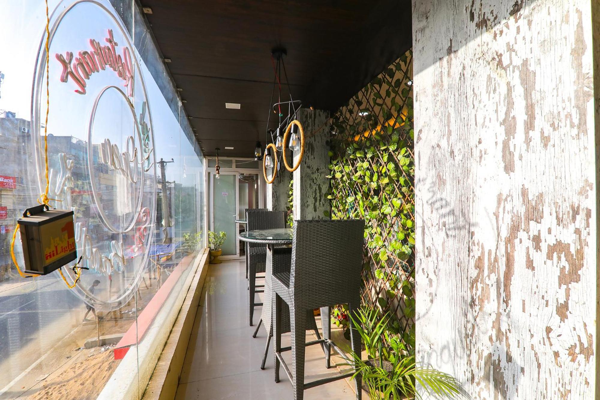 Fabhotel The Kumar Inn Danapur Exteriör bild